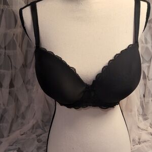 Victoria's Secret Black Lace Accent Bra